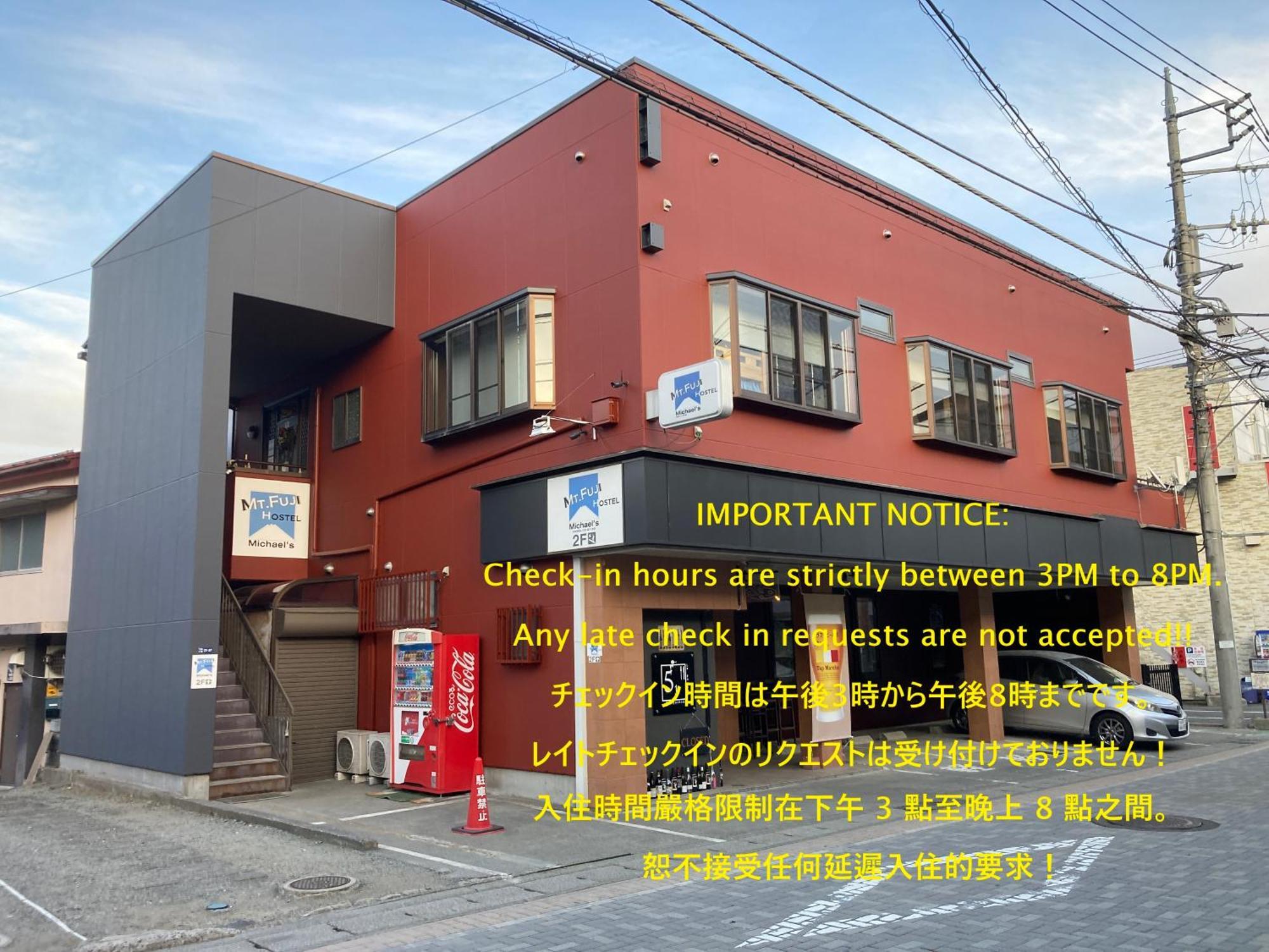 Mt Fuji Hostel Michael's Fujiyoshida Exterior foto